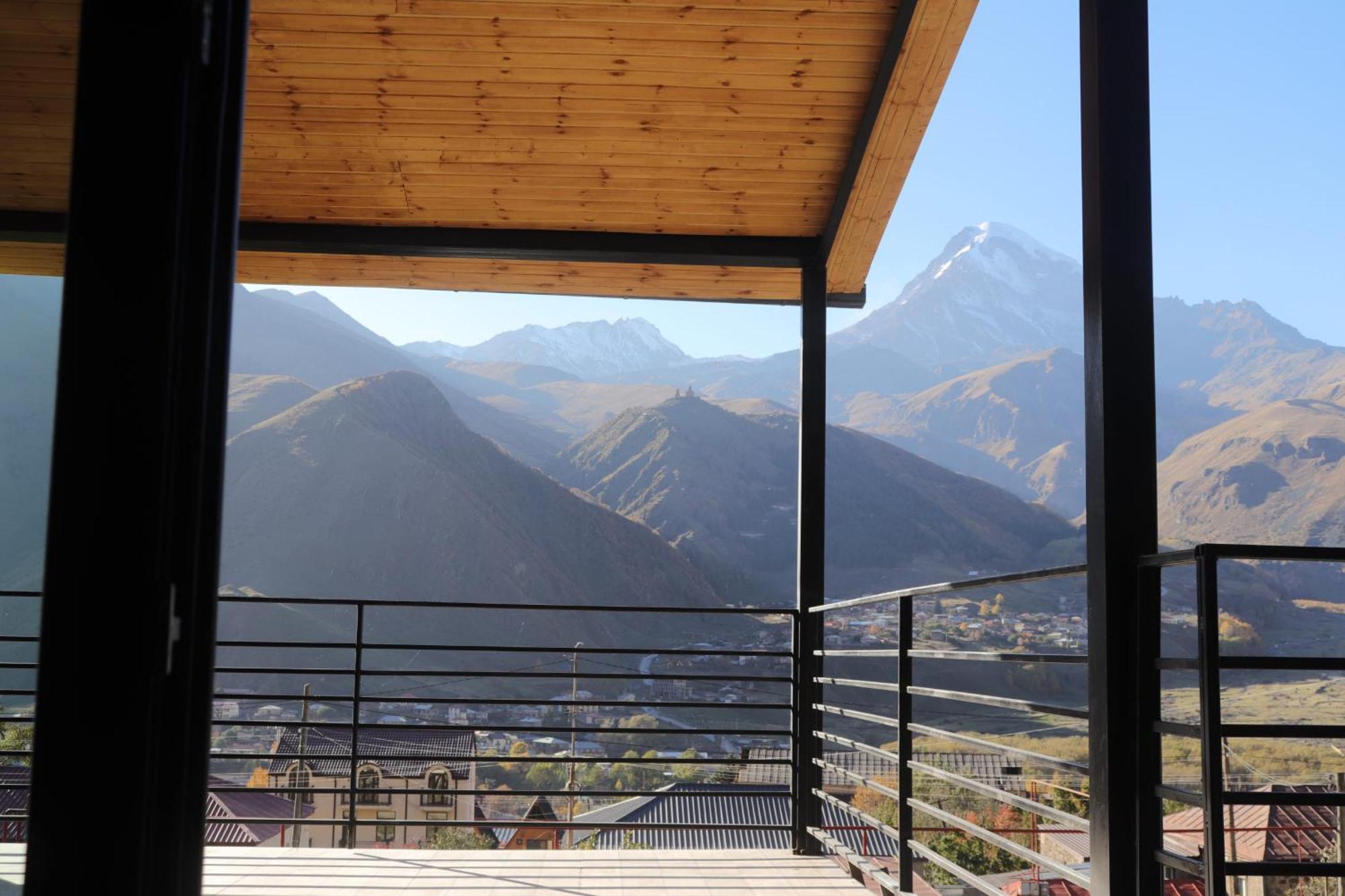 Rooftop Kazbegi Pokoj fotografie